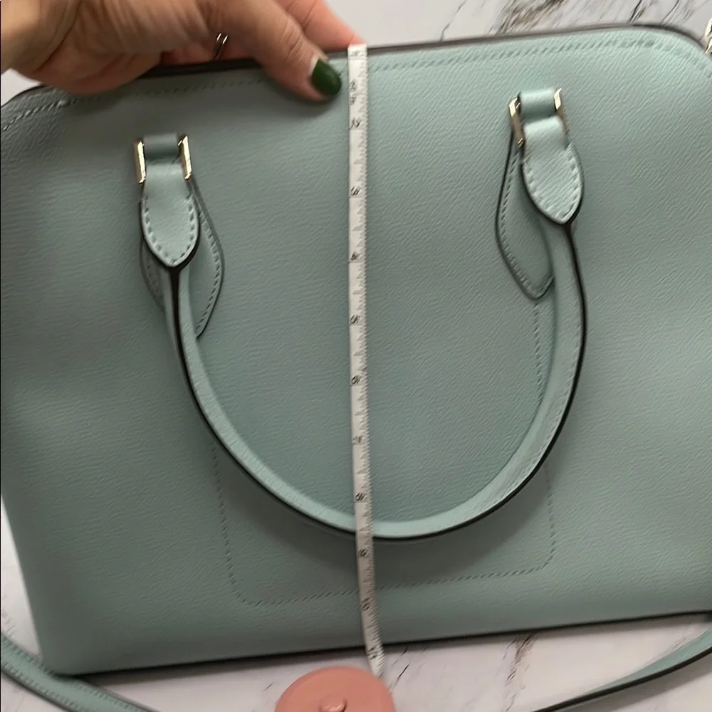 kate spade chic versatile